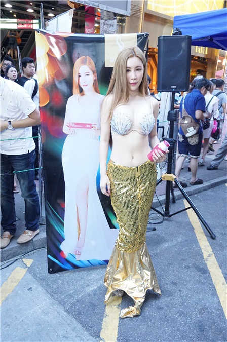 夏蕙BB、艾美琦「通街洗头贺父亲节」