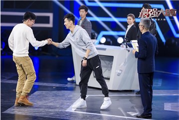 前一秒伙伴下一秒对手
