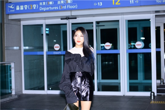 Wondergirls现身仁川国际机场