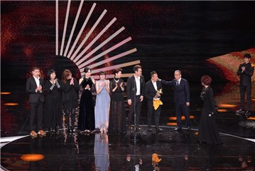 金马54/《血观音》拿下最佳剧情片大奖、女主角与女配奖