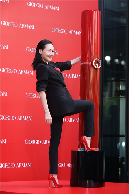 小S出席Giorgio Armani气势女王见面会
