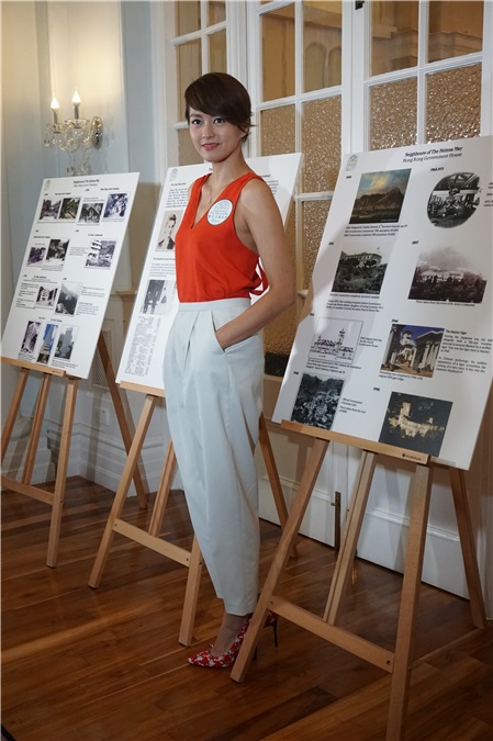 梁咏琪出席梅夫人妇女会百周年历史图片展