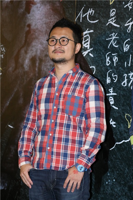导演九把刀、刘奕儿、陈佩骐等出席《报告老师!怪怪怪怪物!》电影正式预告发布会