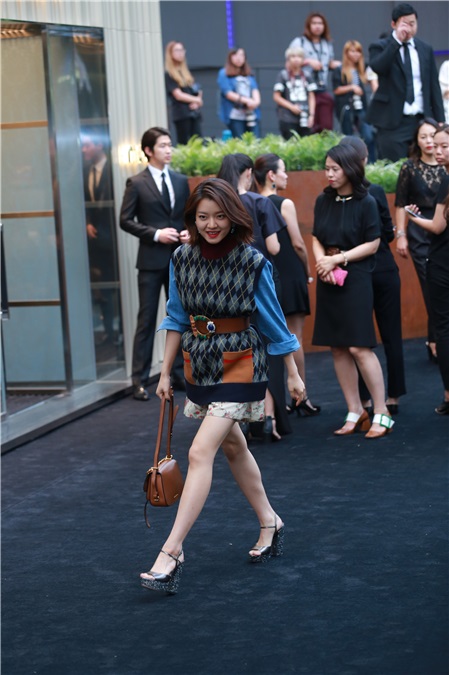 少女时代Tiffany、韩孝周、李洙赫等出席某品牌店开业纪念活动