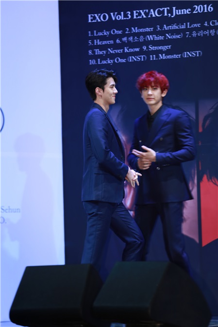 EXO《EX`ACT》回归记者会