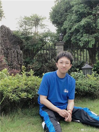 于正回应早年被沈泰打 曝自己被打内幕