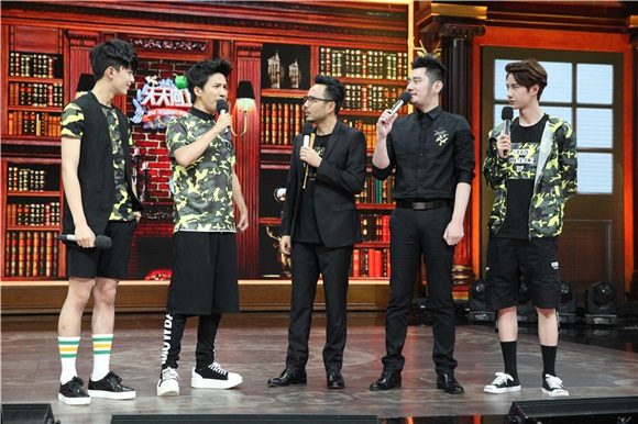 吴磊化身暖心boy 「三好青年」《天天》上演回忆杀