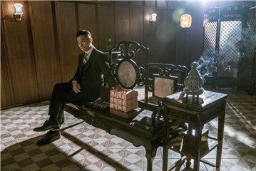 刘德华再演五亿探长雷洛 甄子丹诠释枭雄跛豪