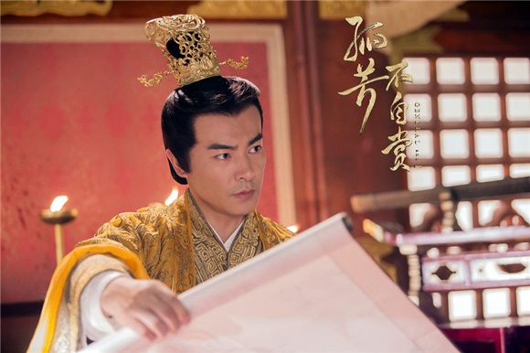 於波忧郁剧照展完美侧颜 逆生长颜值获赞