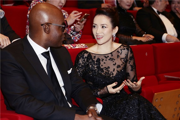 舔屏!章子怡任国际影展大使