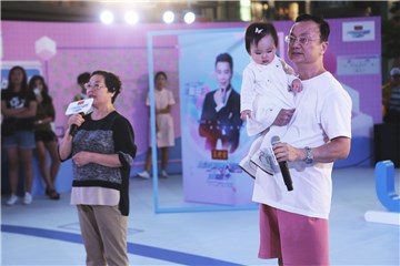 爷爷奶奶热唱