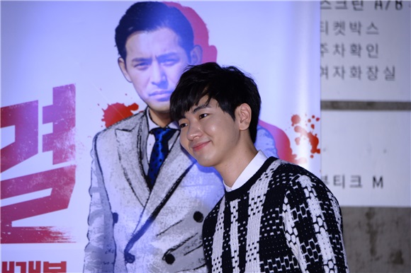 李廷镇、孙恩书等出席电影《对决》VIP试映会 严贤璟、韩彩雅等前来捧场助阵