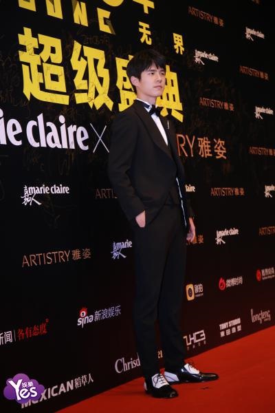 易烊千玺杨幂唐嫣Angelababy刘亦菲等出席嘉人盛典