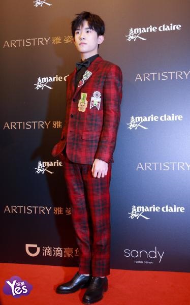 〈Yes 北京现场〉王俊凯易烊千玺杨幂唐嫣Angelababy刘亦菲等出席嘉人盛典