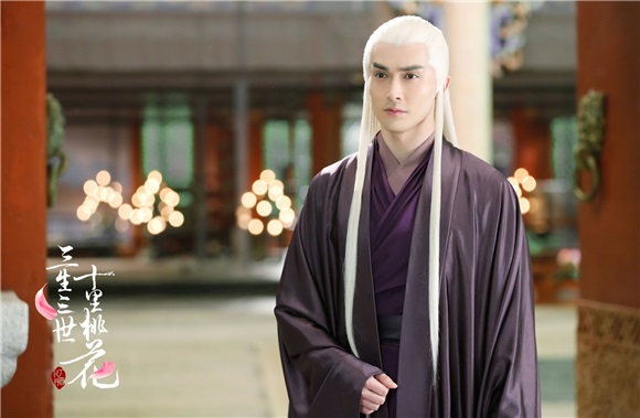 《三生三世》「帝君」白发整惨高伟光 「东华凤九」CP隔空撒糖