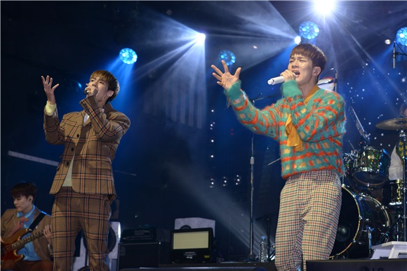 男团N.Flying举办《N.Flying》Showcase