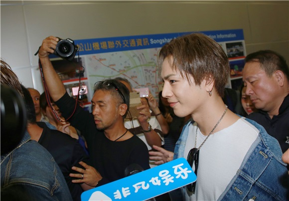 放浪兄弟抵台