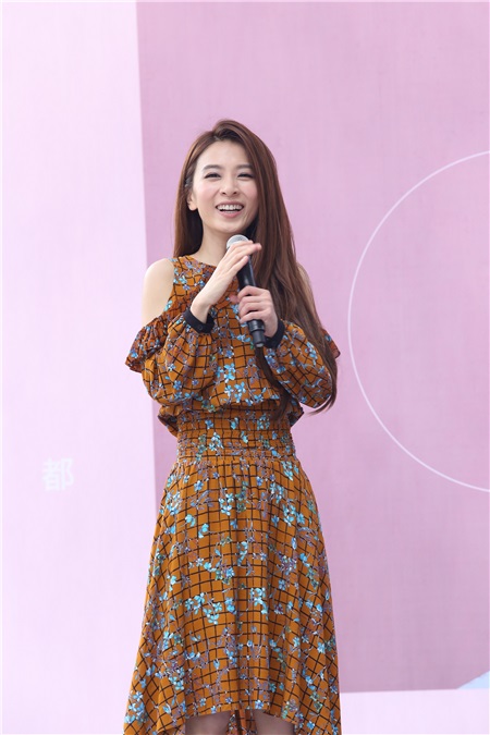 S.H.E《永远都在》 久违四年全台唯一签名会