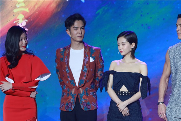 王子文自爆演仙女压力大 盛一伦表示新角色十分励志