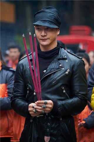 演员:张明明