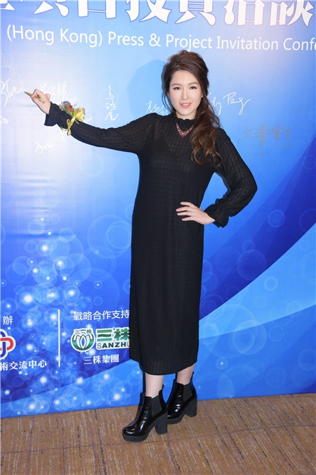 〈Yes 香港现场〉苟芸慧结束合约打算进修 见钟嘉欣女儿赞能选美