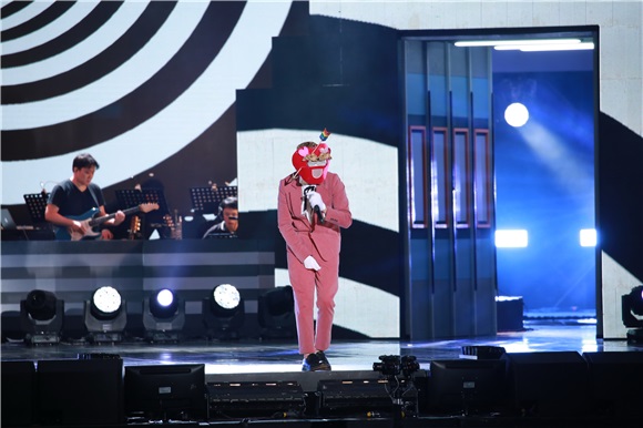 2016 DMC FESTIVAL《假面歌王》举行舞台 李在恩、Dana、金九拉、KCM等出席