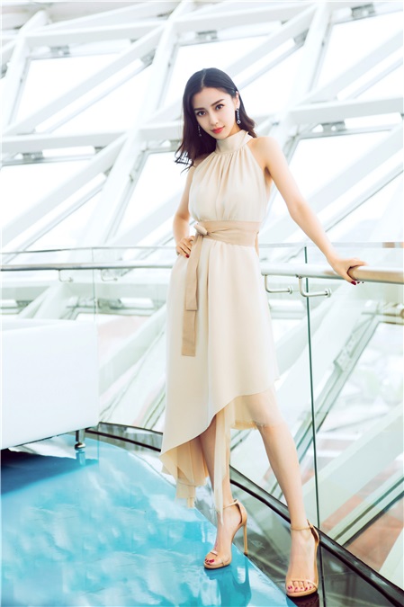 Angelababy获任首位上海推广大使 再助力环保公益