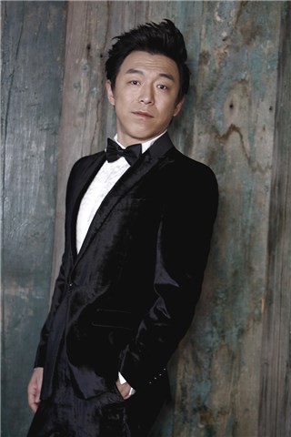 杨坤新曲《大叔也不错》即将发布 与黄渤“密谋”搞事情