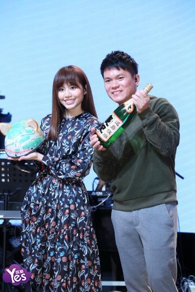 〈Yes 台北现场〉吴汶芳「我来自」演唱会彩排 舒米恩助阵同台合唱