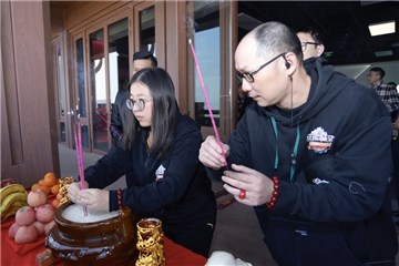 开机敬香