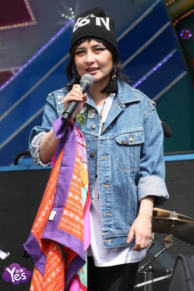 3月7日台北讯 香港摇滚女王何超仪 【何超...