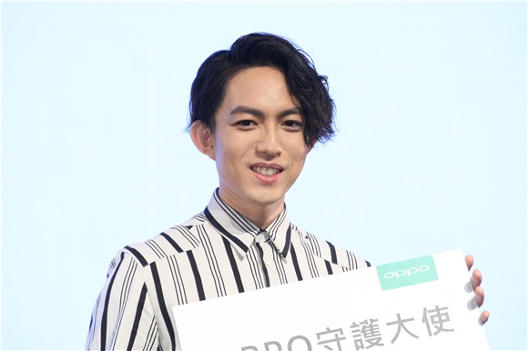 林宥嘉出席手机开幕记者会