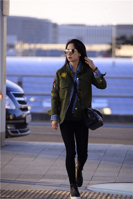 宋智孝现身仁川机场为Running Man台湾粉丝见面会出国