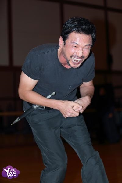 郑雄仁、黄正民等出席话剧《理查德三世》公开演习