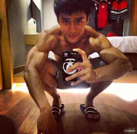 蒋劲夫肌肉照疯传 当选同志最憧憬的男星