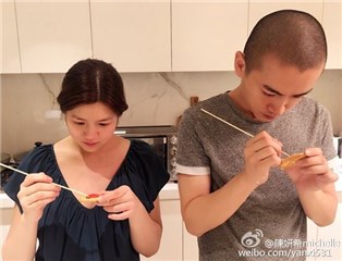 陈妍希陈晓有爱做手工饼干 网友大呼：这“狗粮”好甜