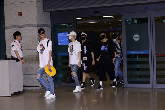 李敏镐、女团TWICE、防弹少年团结束’KCON 2016 LA’美国行程返回韩国