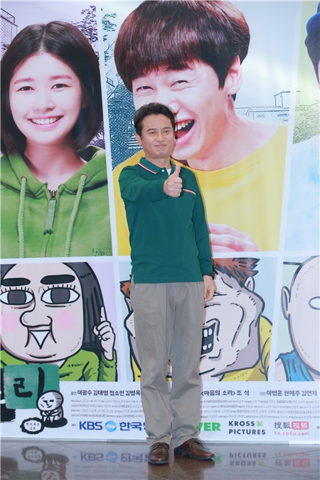 李光洙、郑素敏等主演出席《心里的声音》签名会