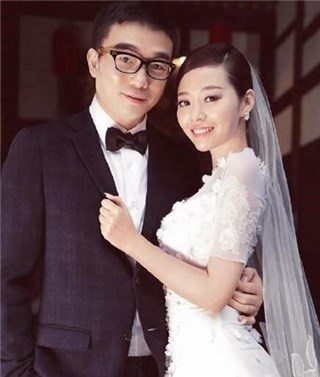张靓颖冯轲今日完婚 刘亦菲首任伴娘引网友期待