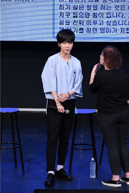 韩团SUPER JUNIOR成员艺声来台出席宣传专辑活动
