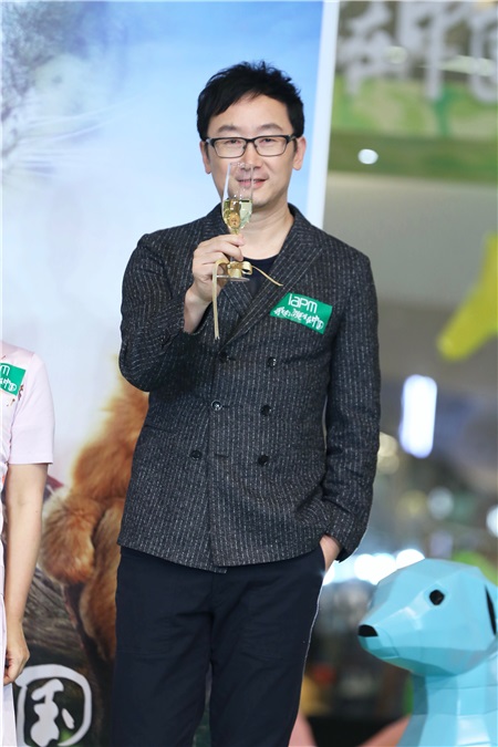 陆川为电影《我们诞生在中国》宣传 助力中国濒危野生动物保护