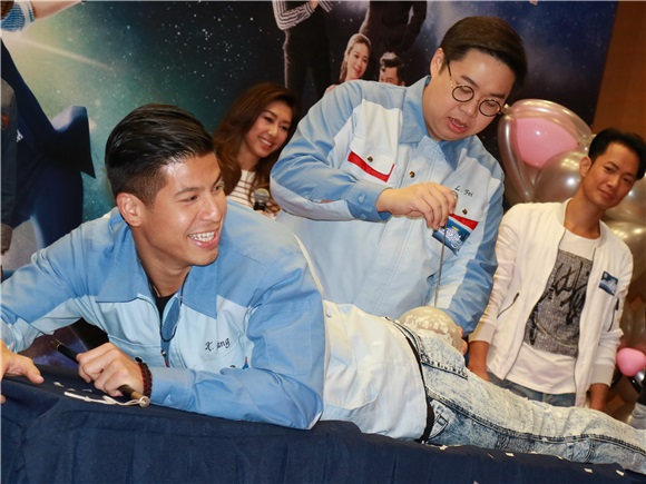 陈豪、田蕊妮、胡定欣等出席「来自喵喵星的你」活动