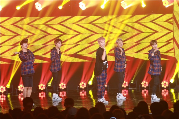 《The show》韩秀榜 VIXX、I.O.I等出演