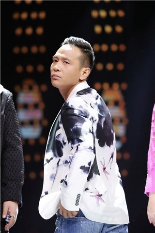 宋小宝上演回眸杀