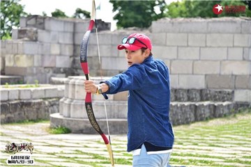 金圣柱迷之射箭