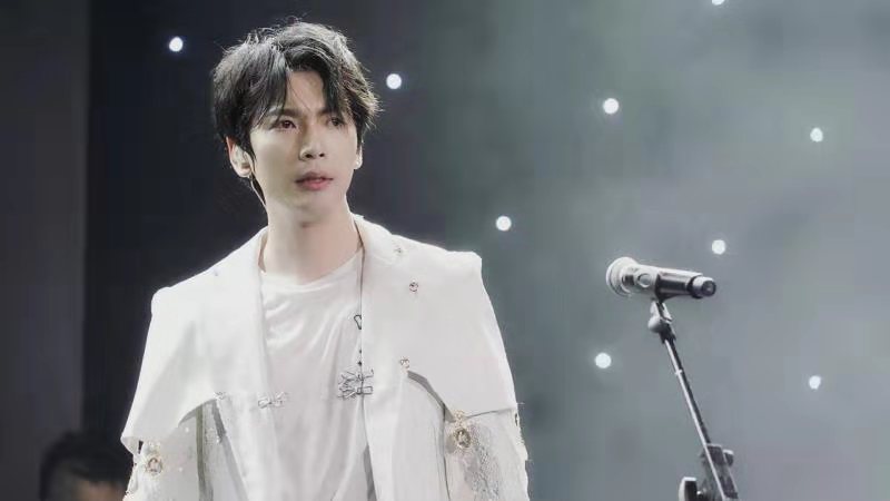 简弘亦长沙演唱会 (3).jpg