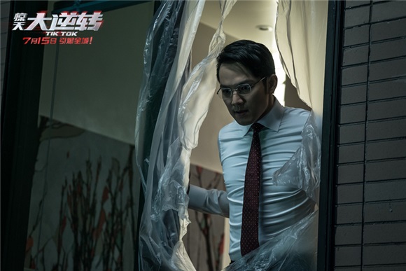 钟汉良《惊天大逆转》惨遭爆头 人气王演技开挂大爆发