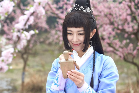 刘敏张鲁一二度携手 「君臣CP」迎最虐结局