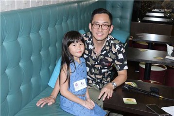 〈Yes香港现场〉吴启华《夺命追凶》演心理医生 暑假将带女儿游日本