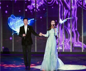 范冰冰李晨秀恩爱!?范爸爸同台高颜值秒杀